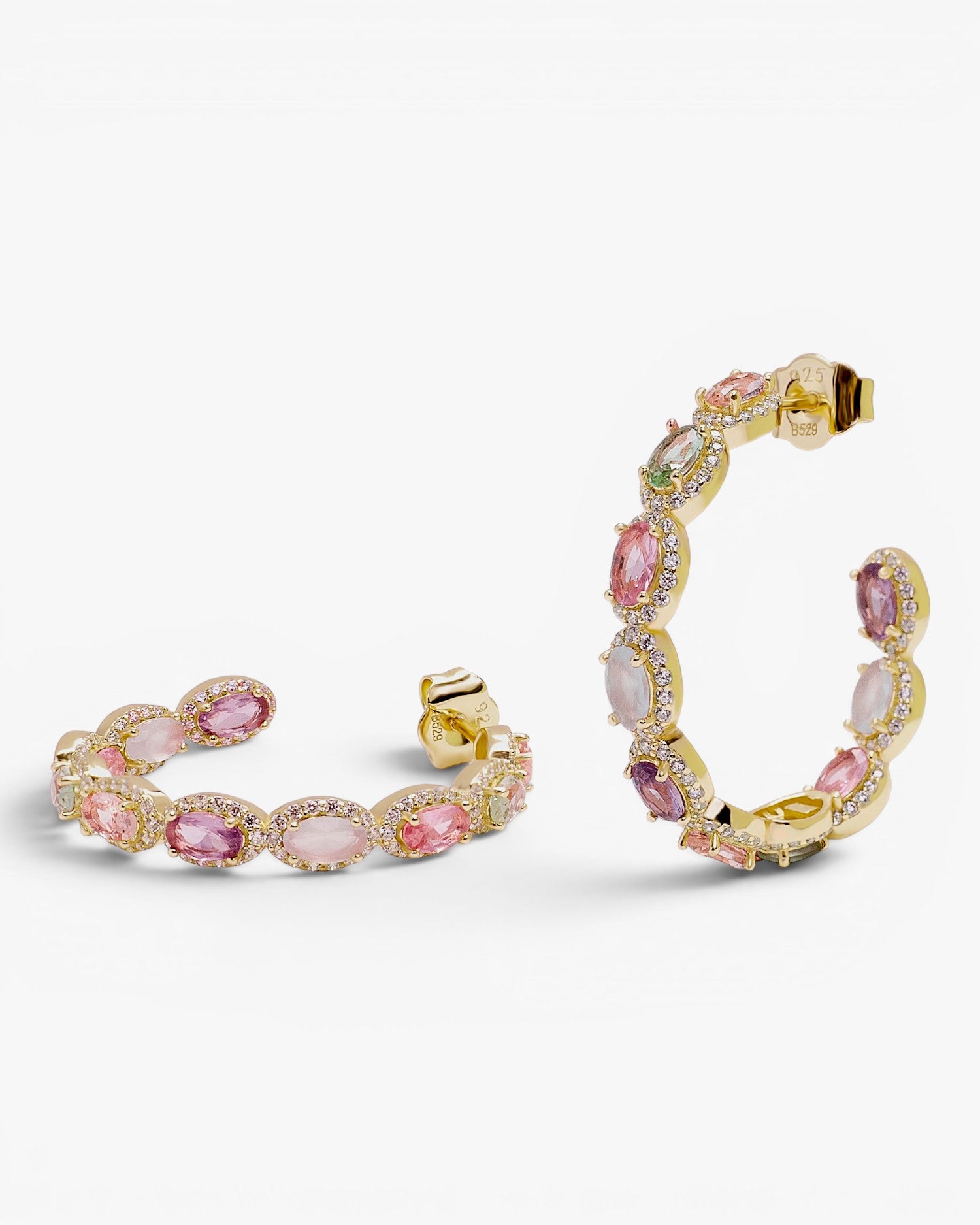 Pendientes aro con piedras en tono rosados y circonitas