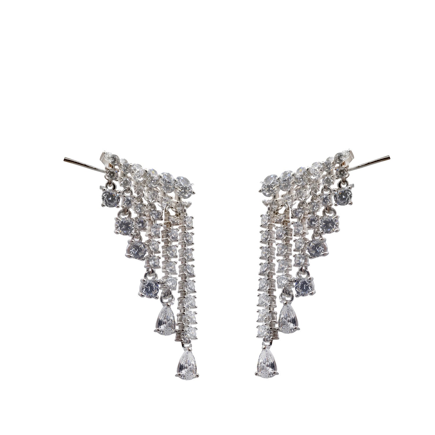 Boucle d'oreille cascade argentée avec zircon cubique
