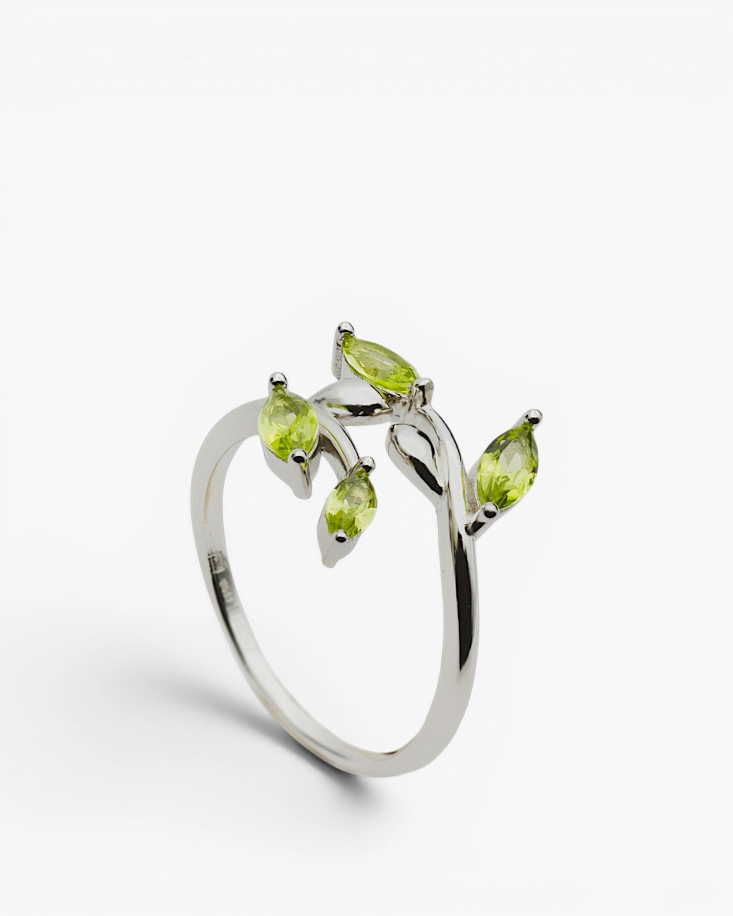 Anillos con piedras diseño garden tono verde