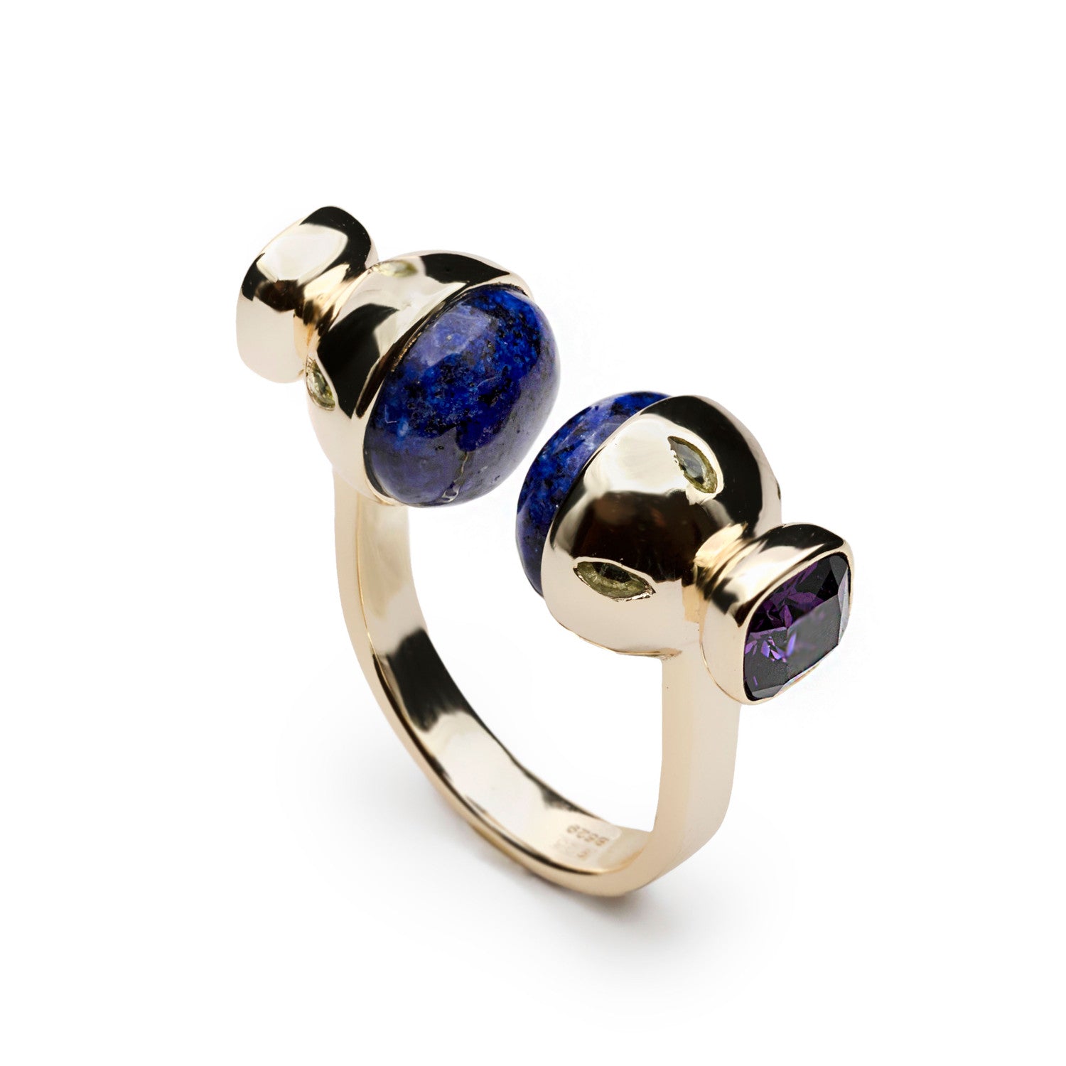 Anillo de diseño con piedras naturales lapislázuli