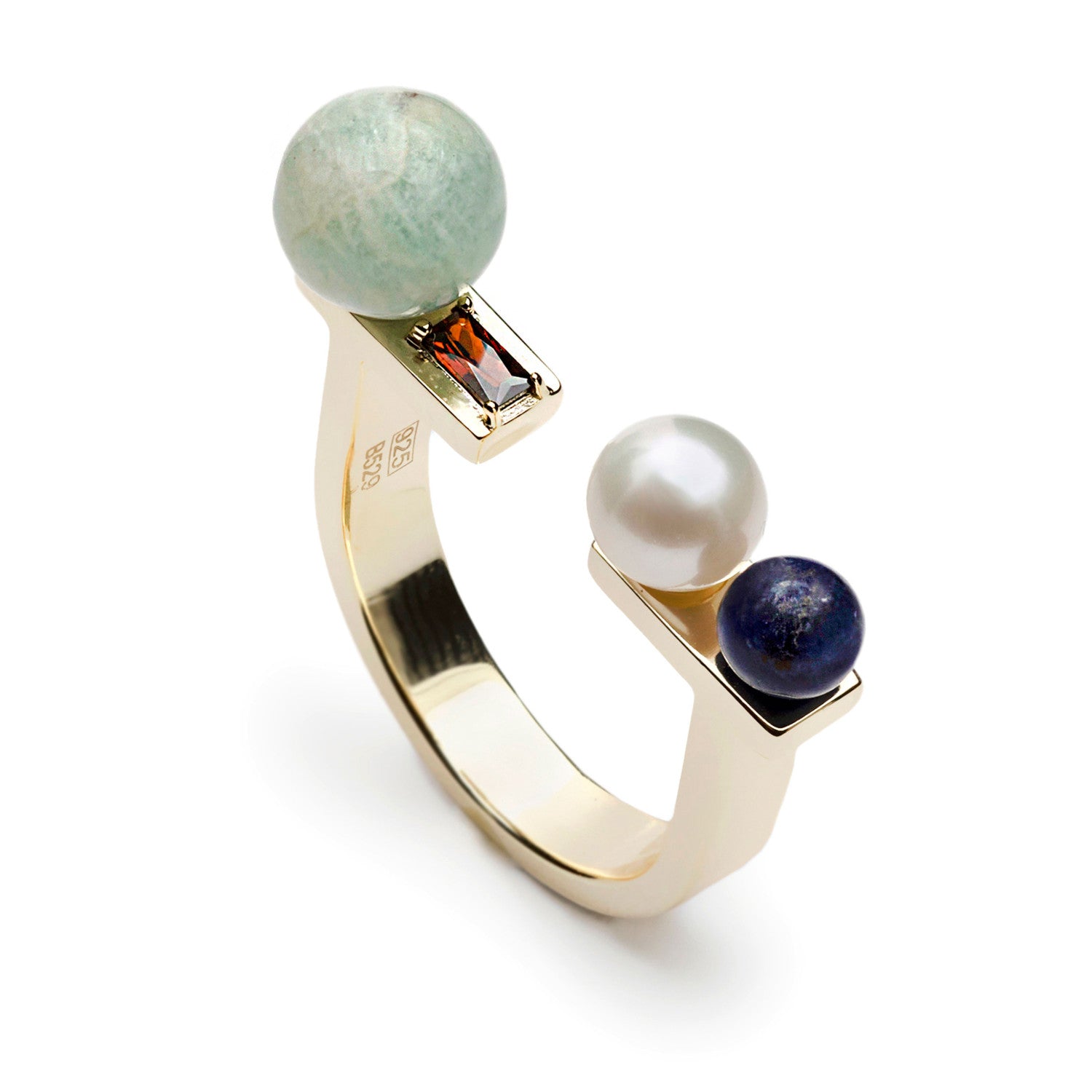 Designer rings with open structure and stones
