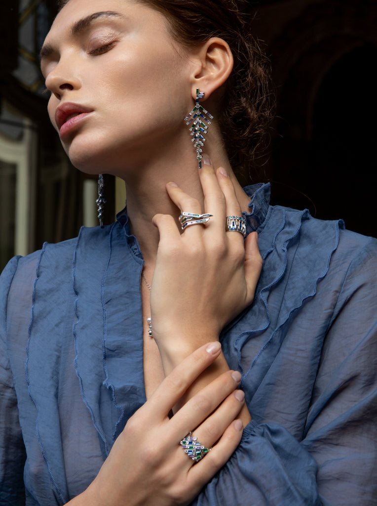 Anillos con piedras de colores vivbrantes de plata