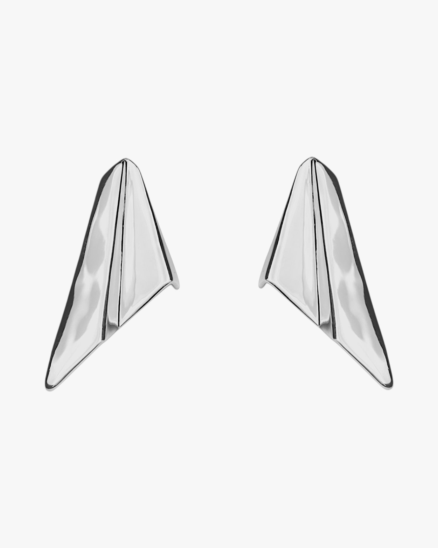 Pendientes originales de plata con diseño geométrico moderno