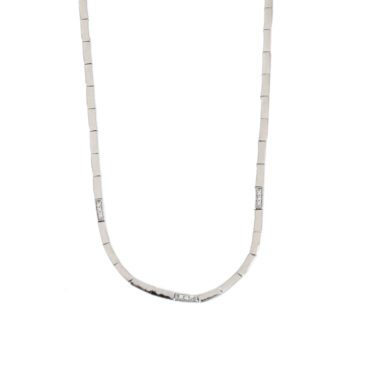 Collar corto de plata diseño semi rígido y circonitas