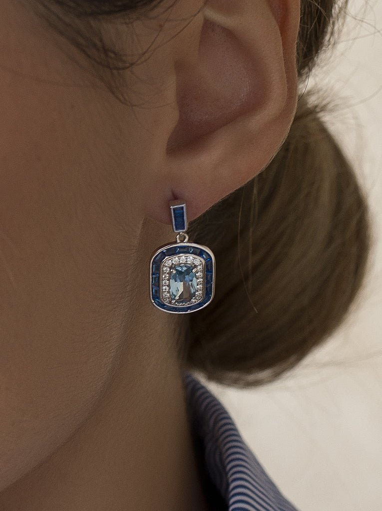 Pendientes de piedras de colores ovalados tono azul