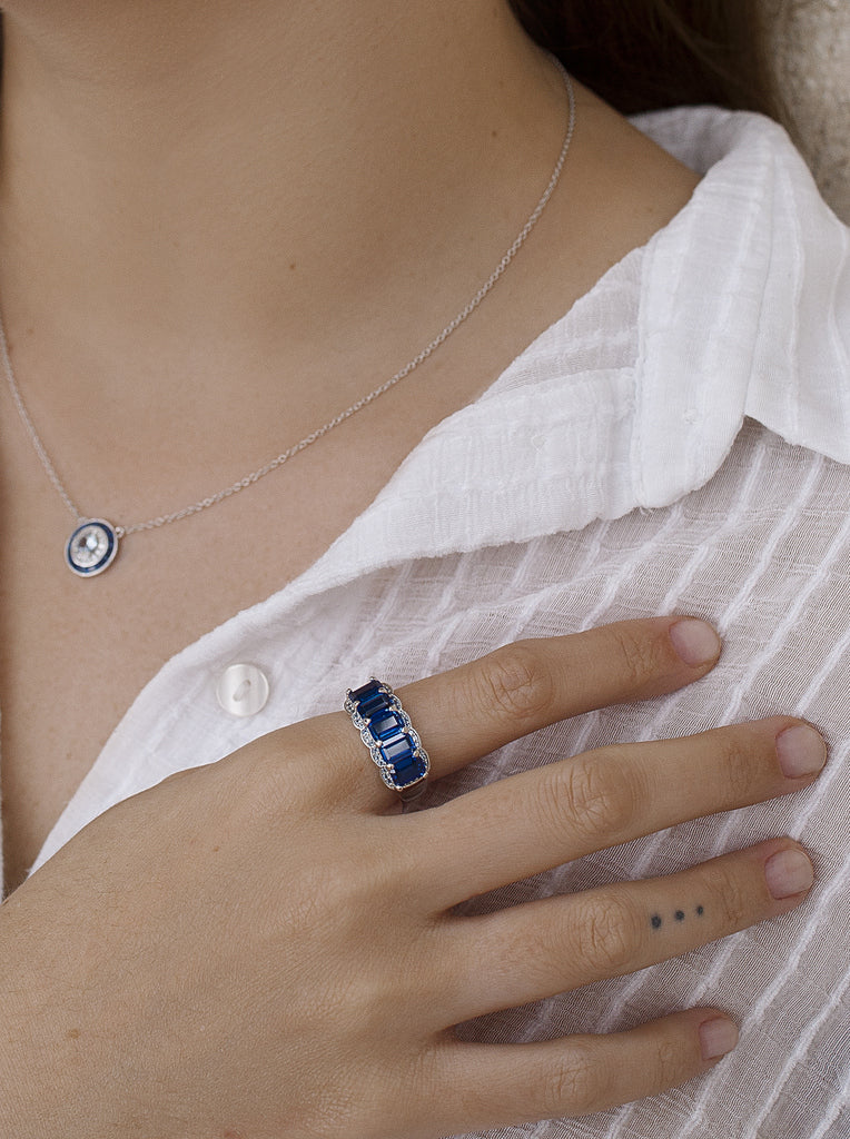 Anillos con piedras talla esmeralda tono azurita