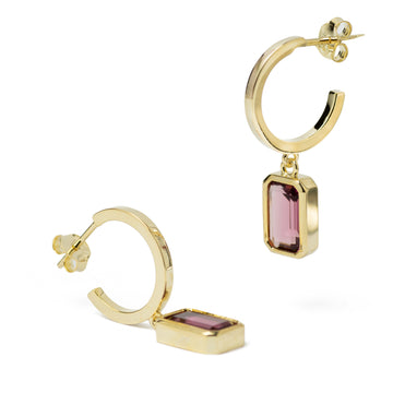 Pendientes con colgantes estilo aro con gema violeta