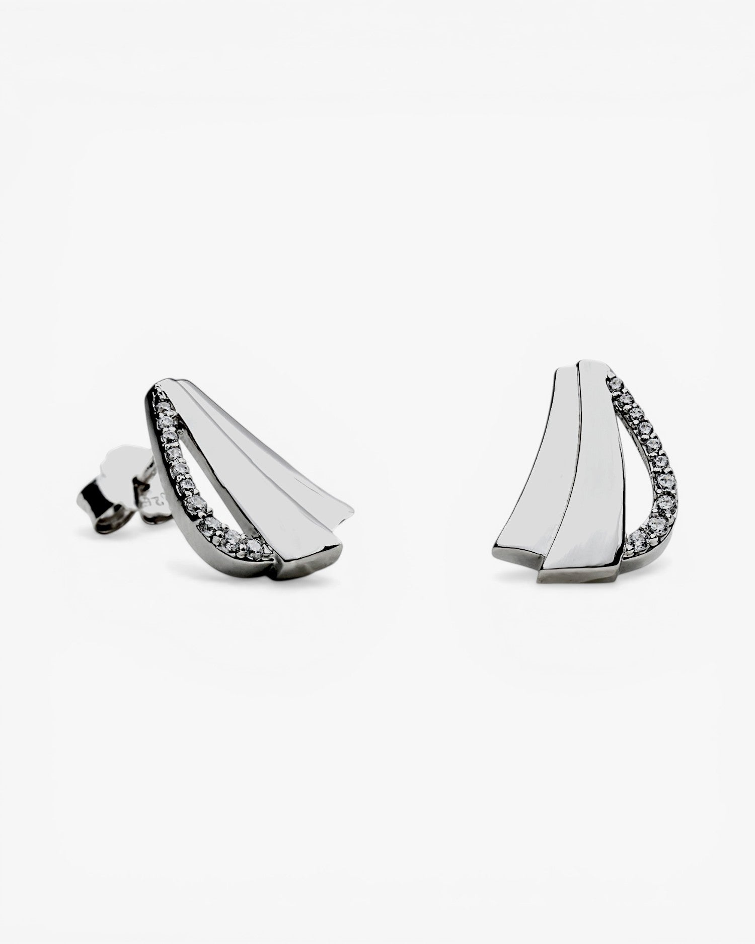Pendientes de plata tipo abanico con circonitas