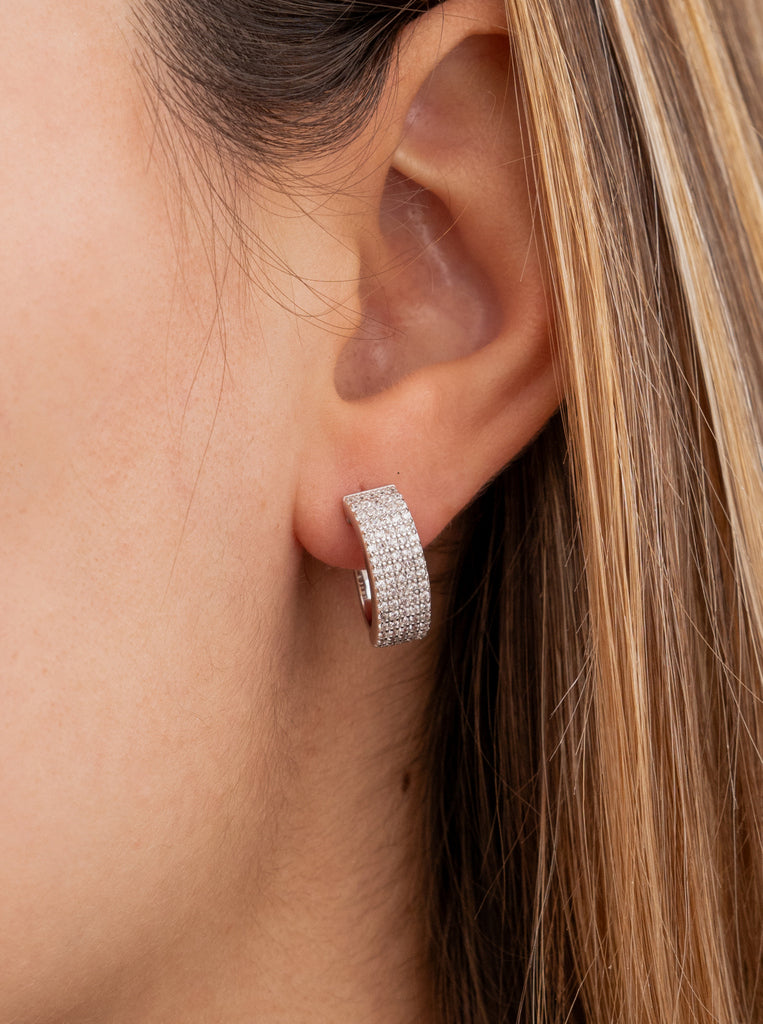 boucle de créole petite large avec zircons