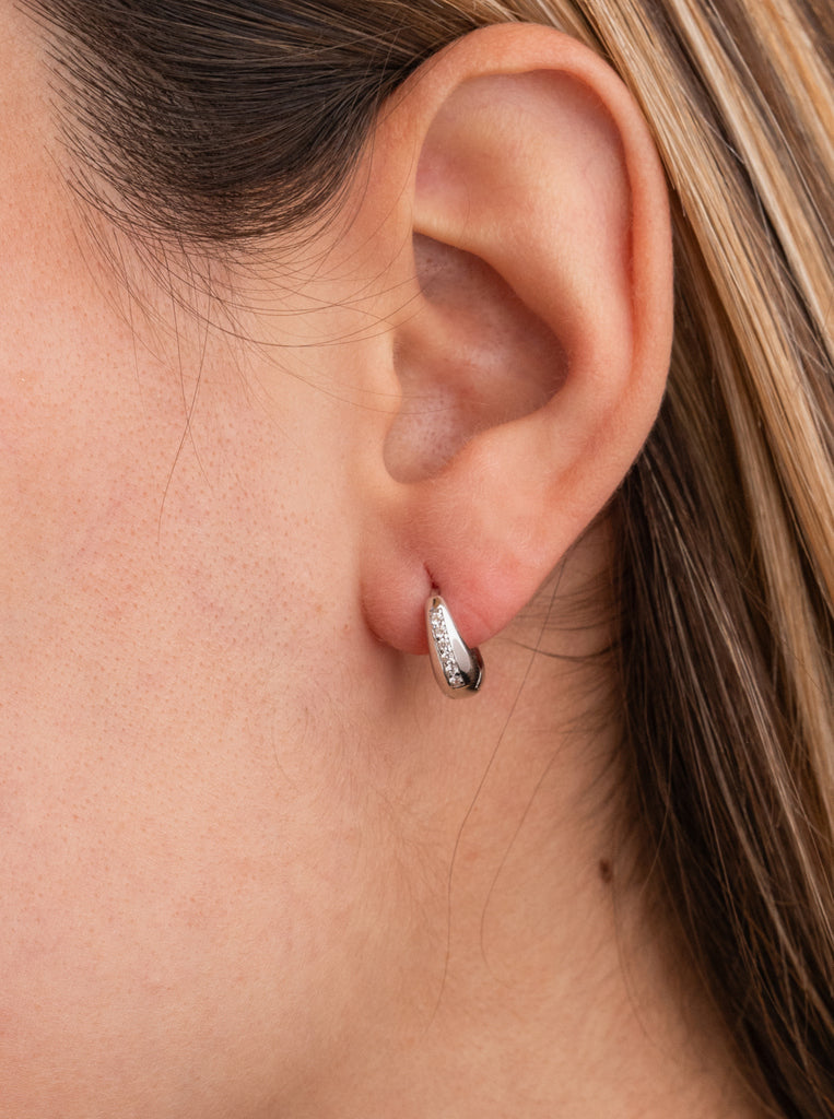 boucle de créole oval en gota avec linea de zircons