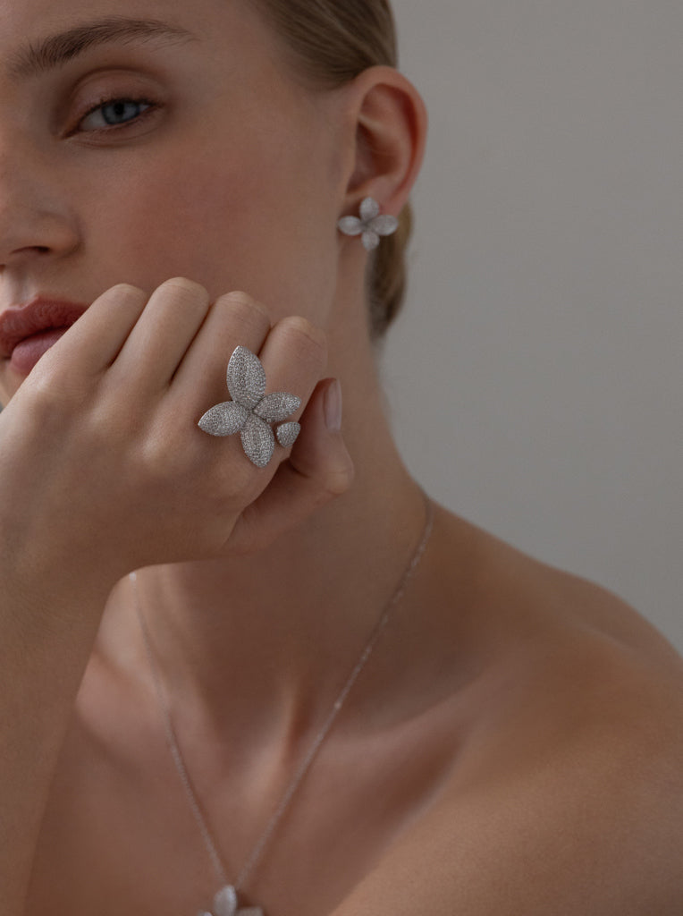 Anillos de diseño con forma de flor xxl abierto