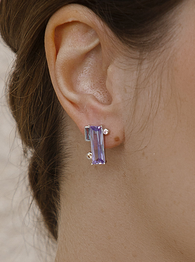 Petites boucles d'oreilles en argent à motif géométrique