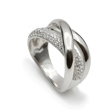 Anillo ancho de plata cruzado con circonita