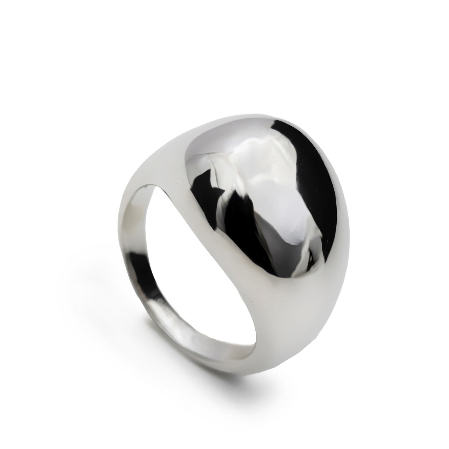 anillo grande de plata en forma de gota