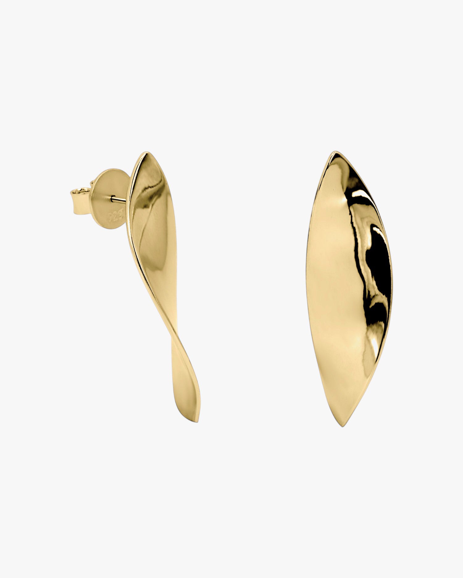 Pendientes originales de plata bañado en oro diseño curvado