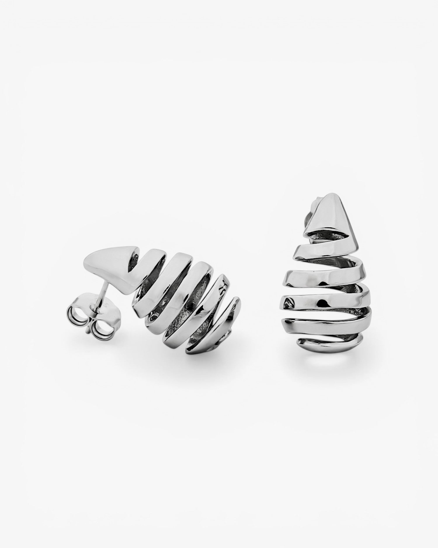 Pendientes de plata en forma de gota en espiral