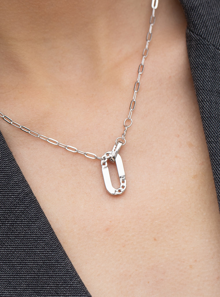 Collar de plata pieza eslabon con circonitas y cadena