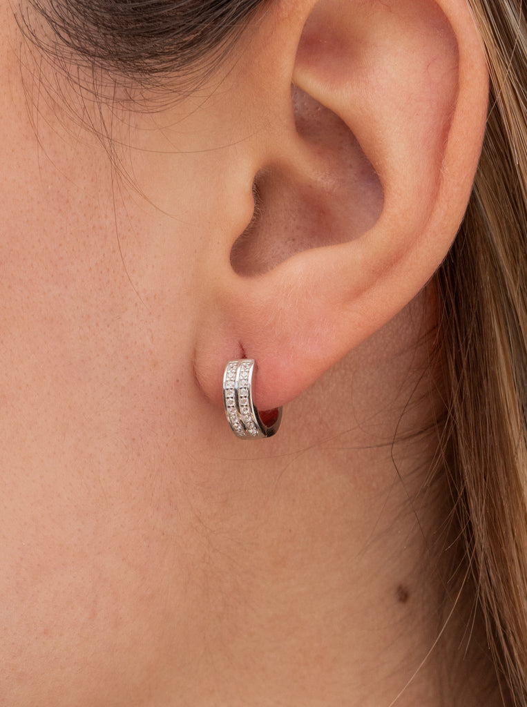Boucles d'oreilles créole petits avec double rail de zircons