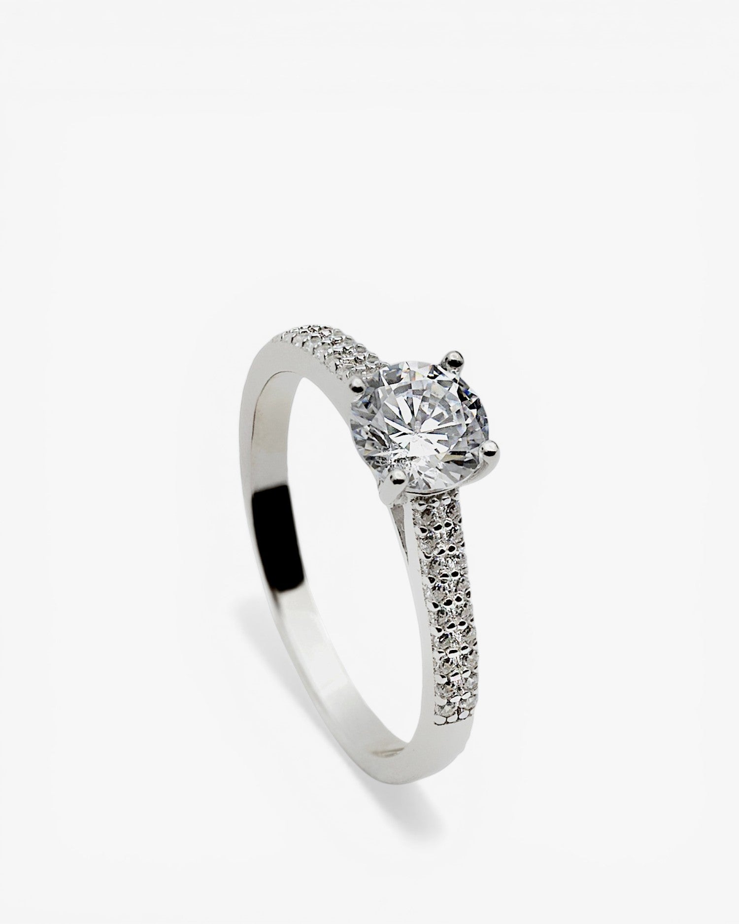 Anillo solitario con doble fila de mini circonitas