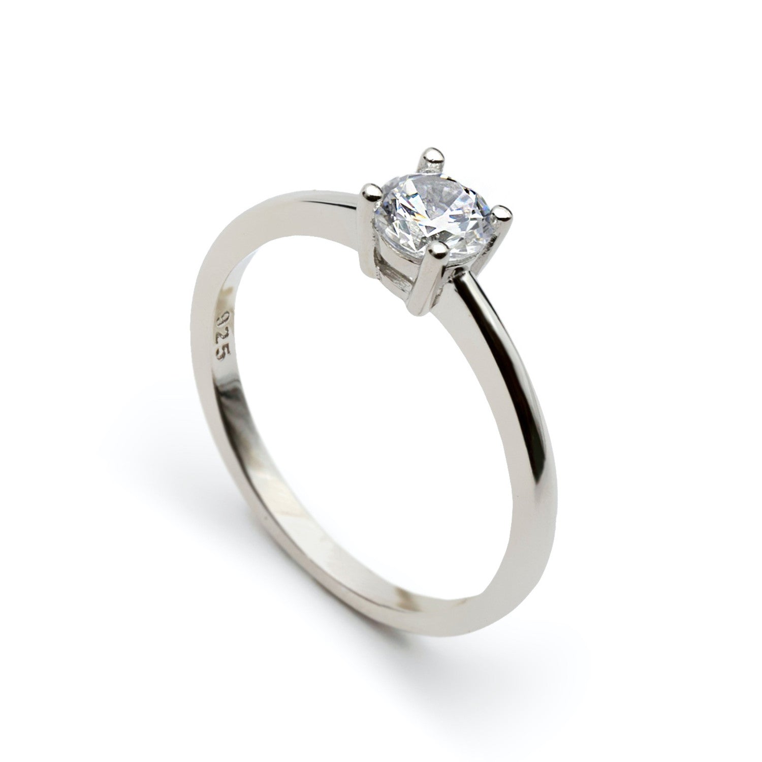 Anillo solitario de plata fino diseño simple