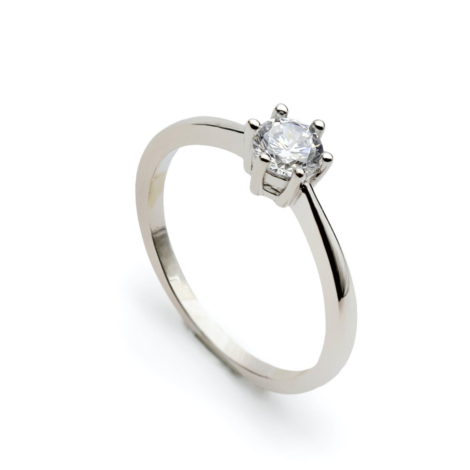 Anillo solitario de plata con circonita talla redondo