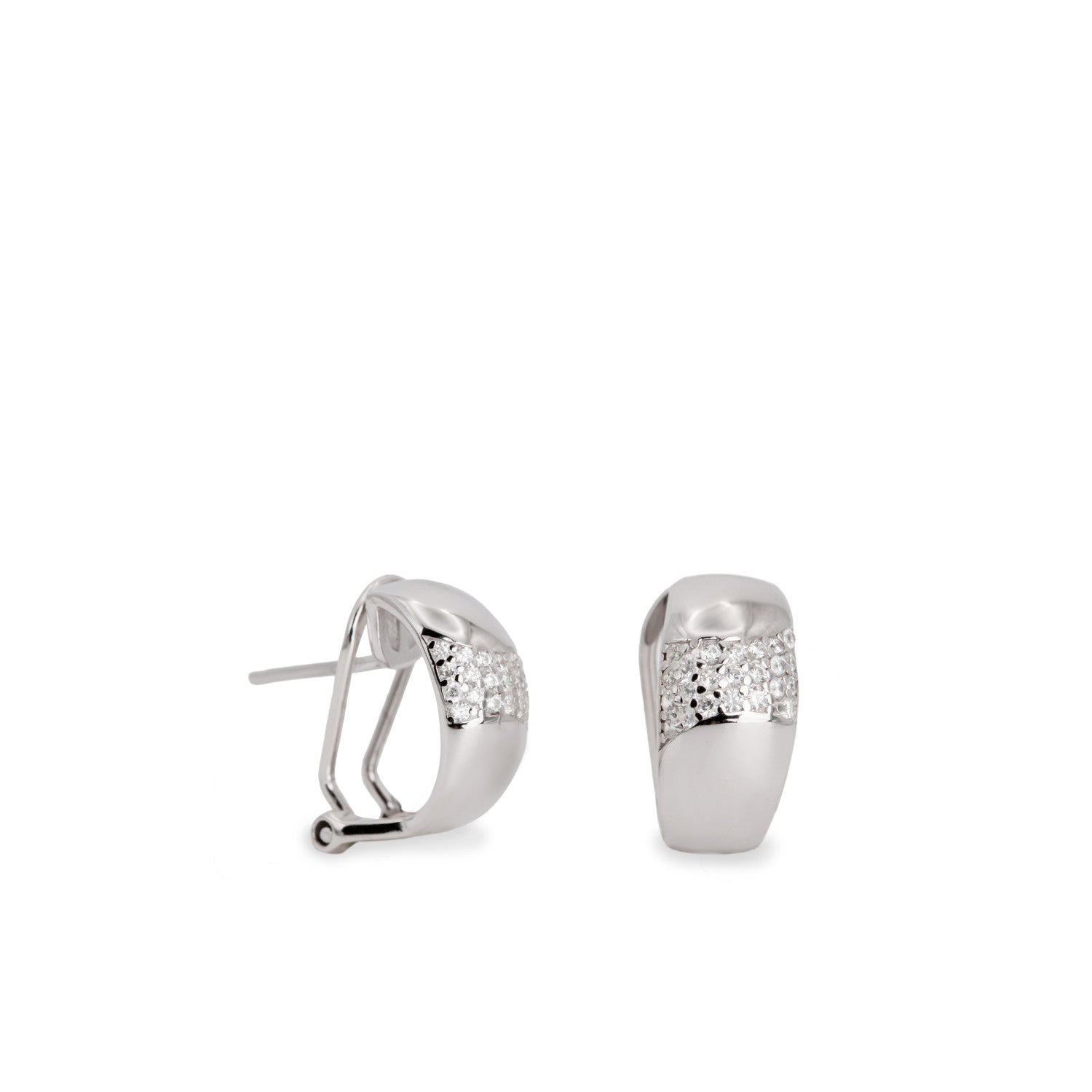 Boucles d'oreilles fermeture omega avec zircons de argent