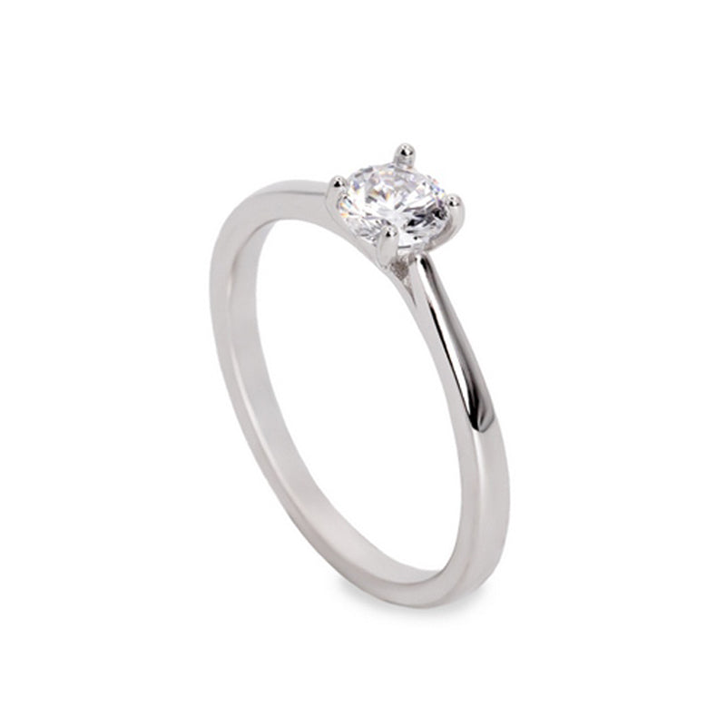 Anillo solitario fino de plata diseño simple y atemporal