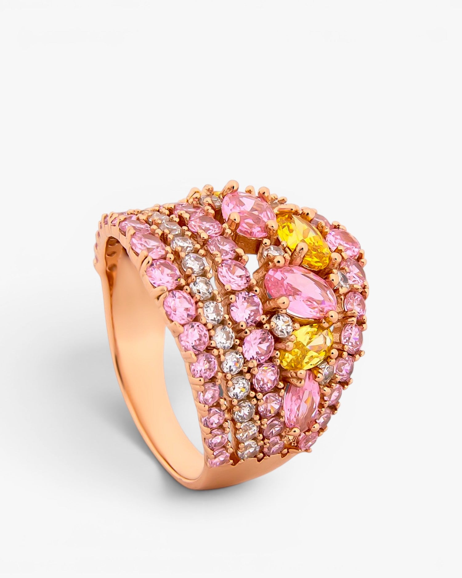 Anillos con piedras de cuatro carriles en tono rosa