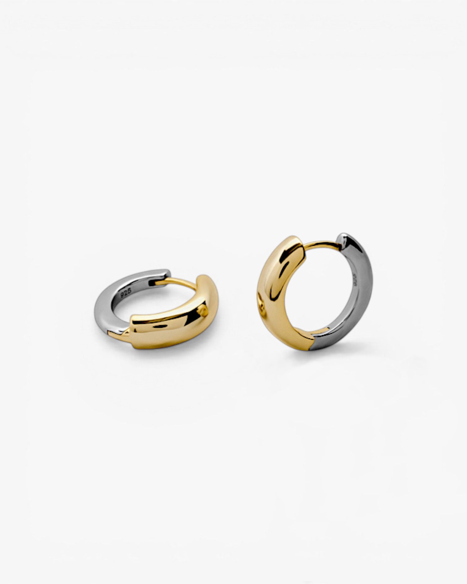 Pendientes de aro bicolor diámetro pequeño con dorado delante