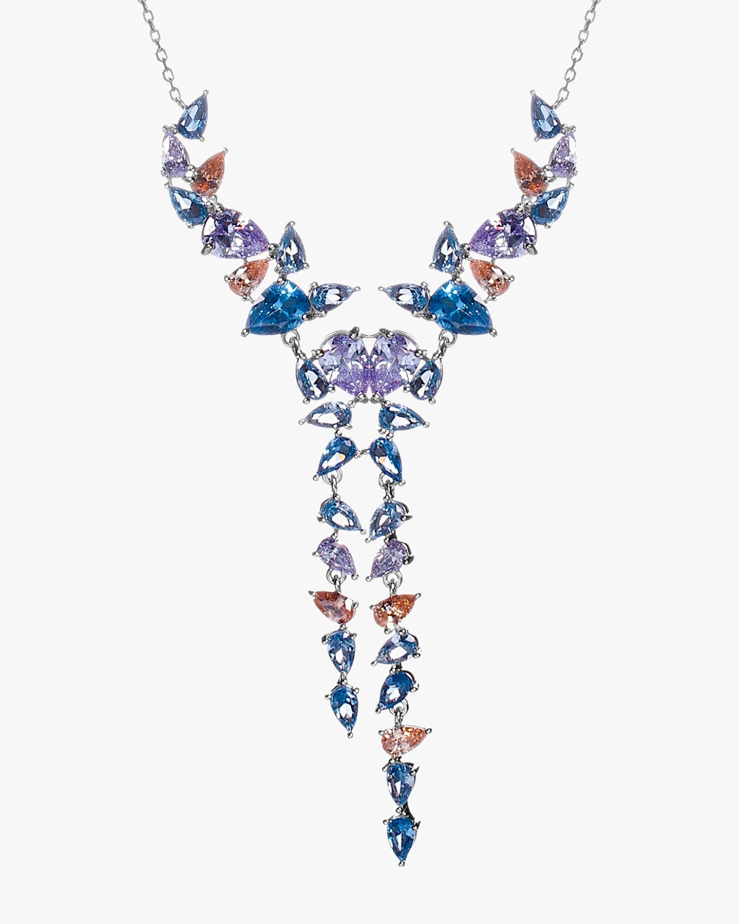 Collares con piedras de diseño sofisticado y elegante