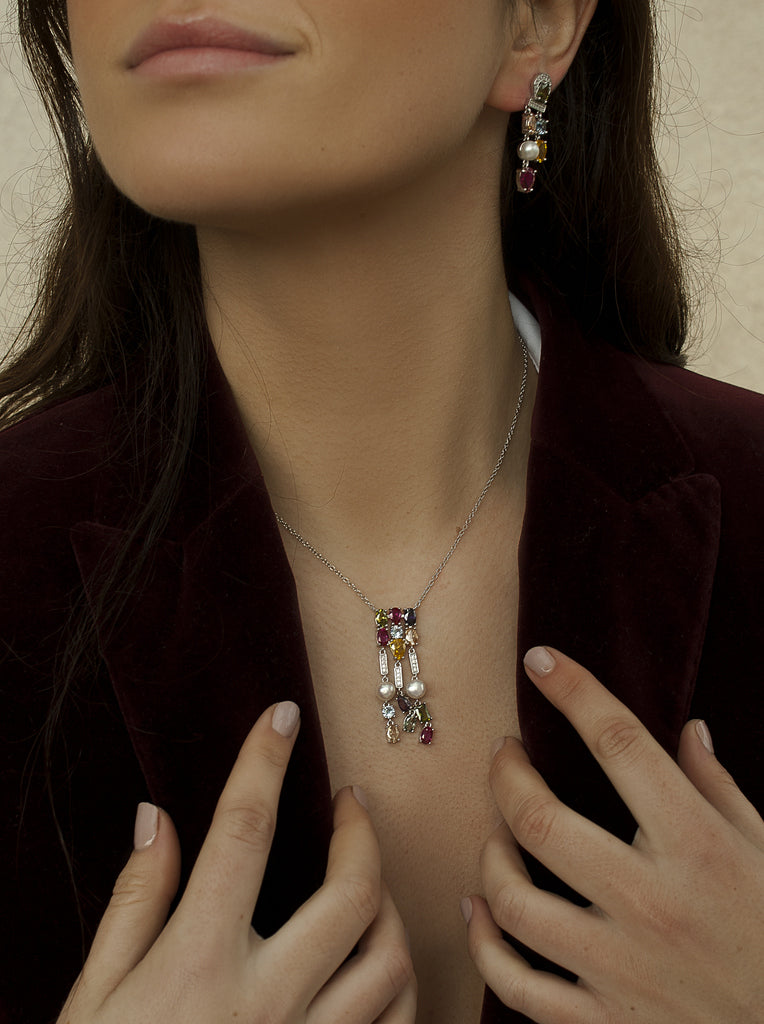 Collares con piedras de colores diseño cascada