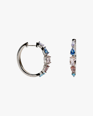 Pendientes de aro en plata con piedras en tonos azules y rosados