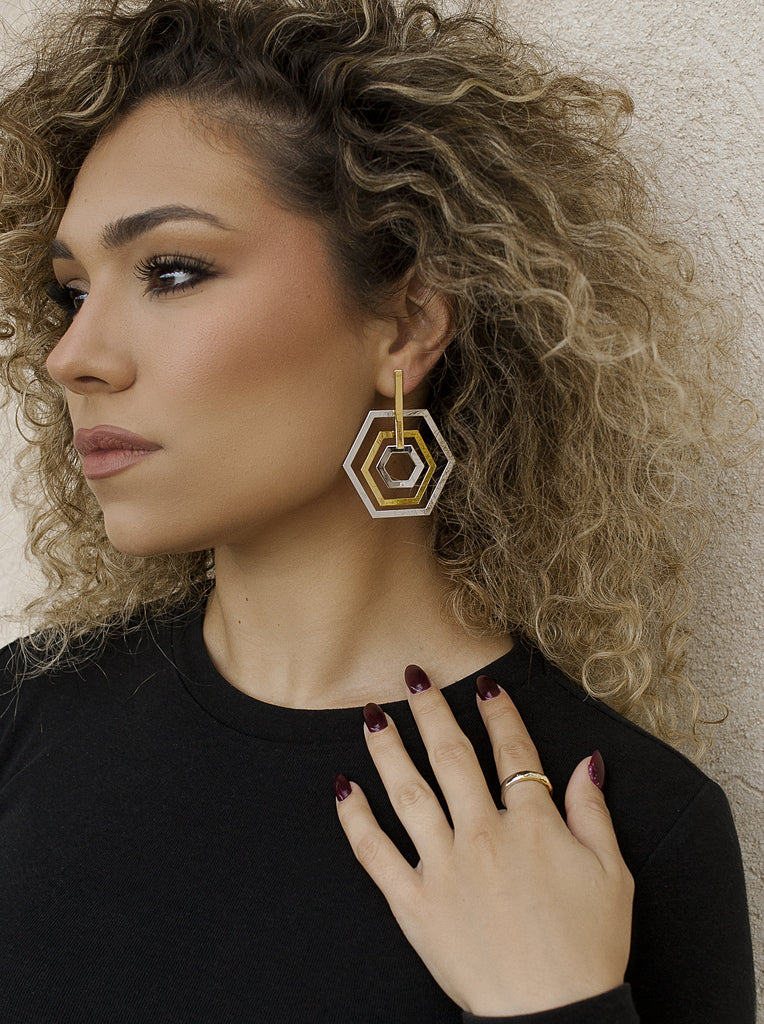 Pendientes de plata hexagonales bicolor en capas