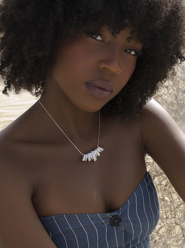 Silver necklace with puffy effect cubic zirconia