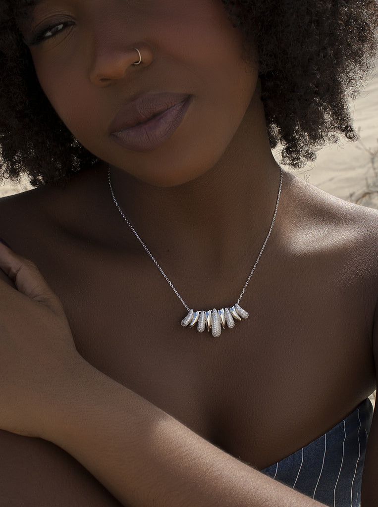 Silver necklace with puffy effect cubic zirconia