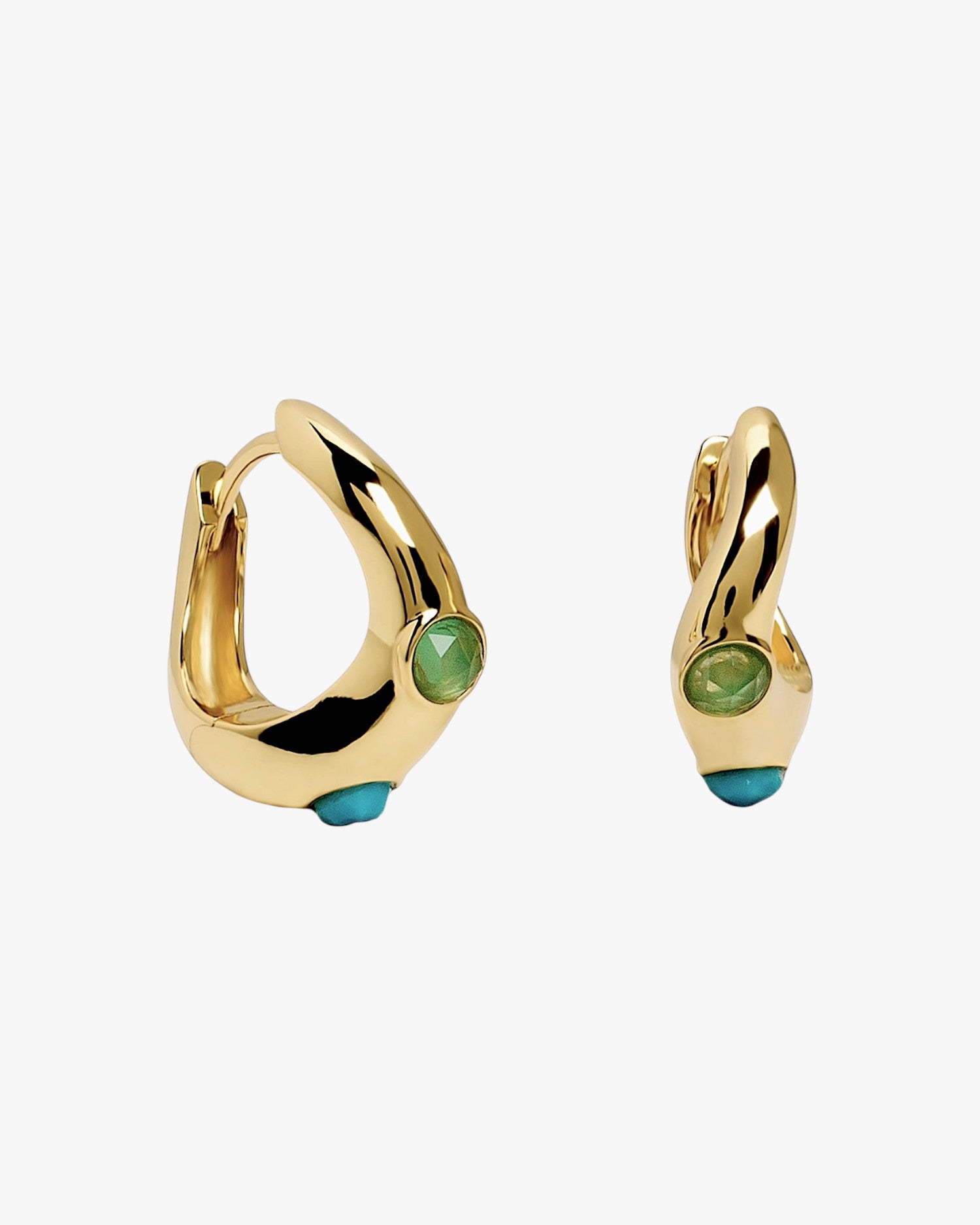 Pendientes de aro de plata bañada en oro con piedras verde y turquesa