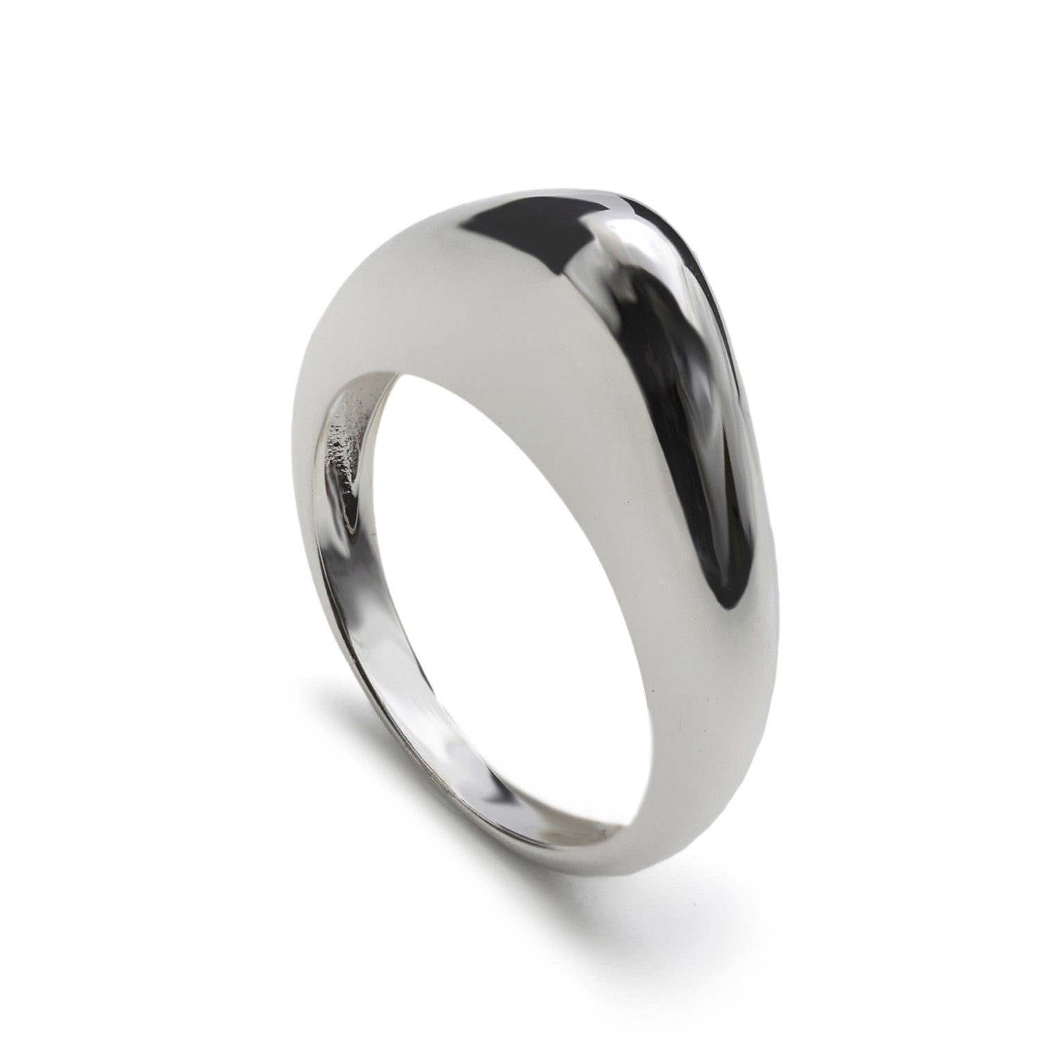 Original silver ring with a pointed design | modern and elegant style