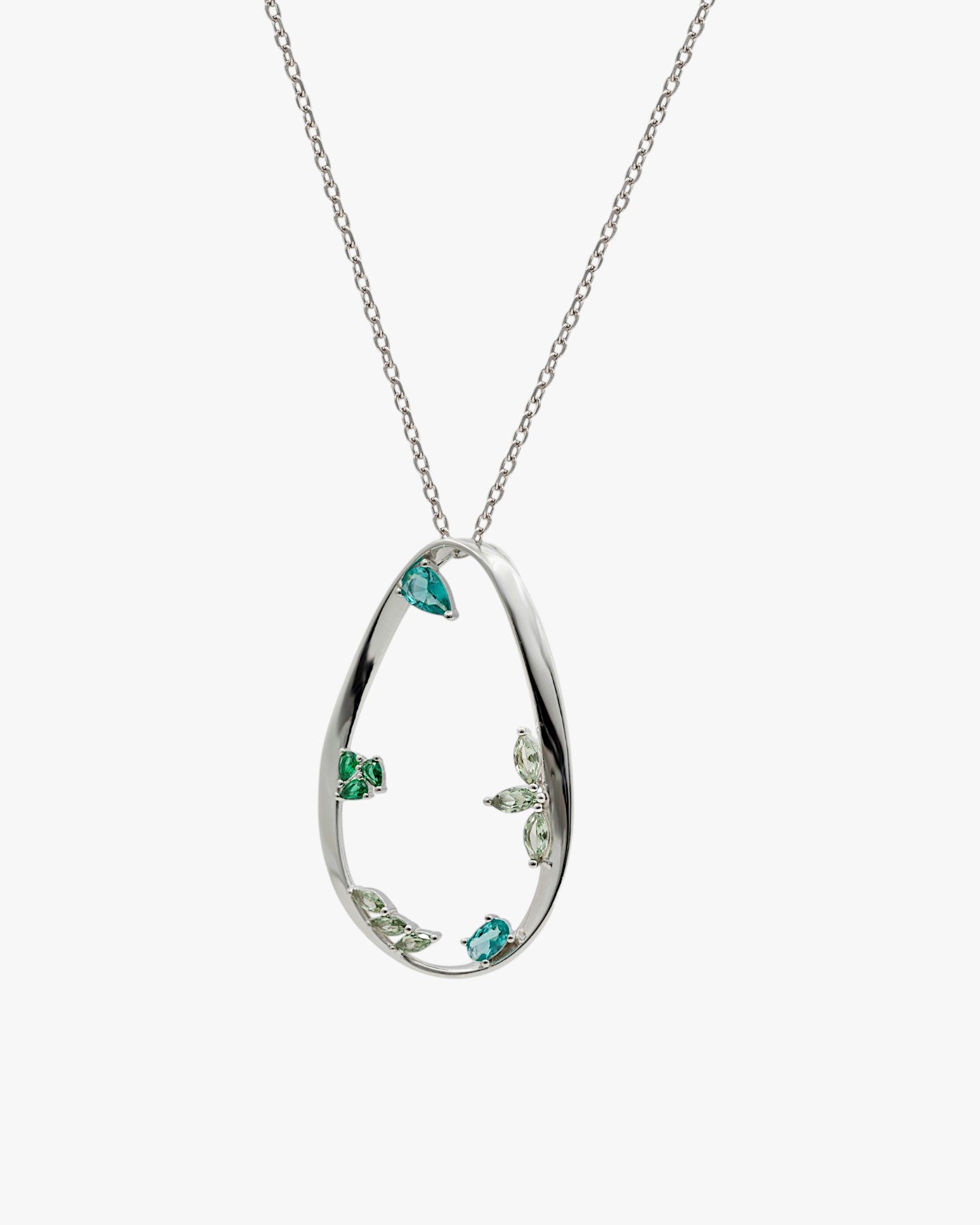 Collar de plata grande original con gemas en tonos verdes