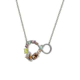 Collar de plata con colgante multicolor en tonos cálidos