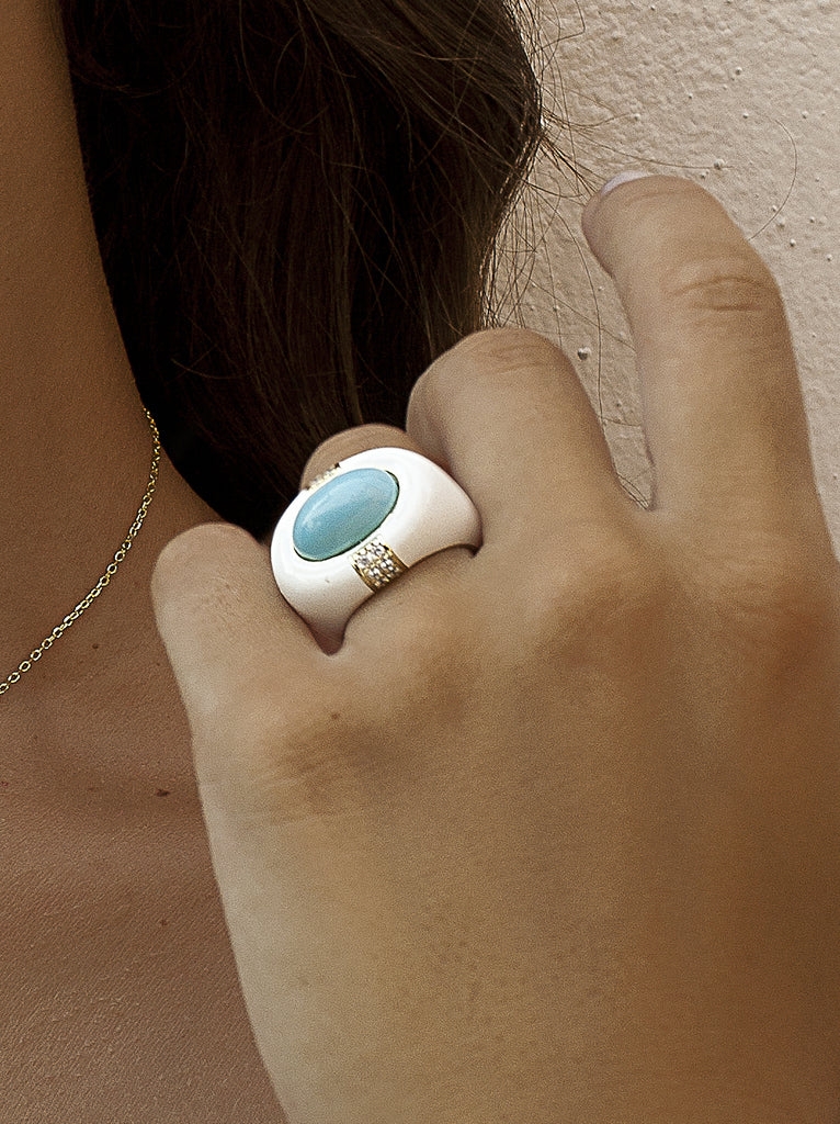 Anillo de plata esmalte blanco con piedra turquesa