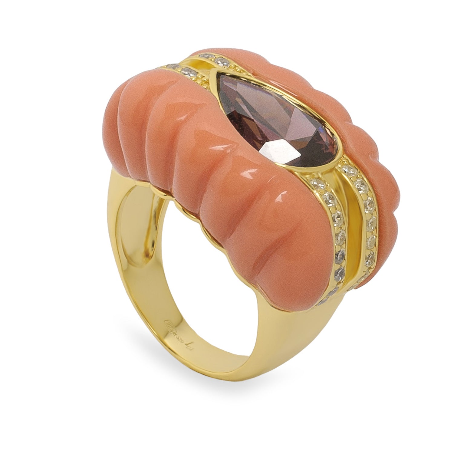 Anillo de plata bañada en oro con esmalte coral y circonitas