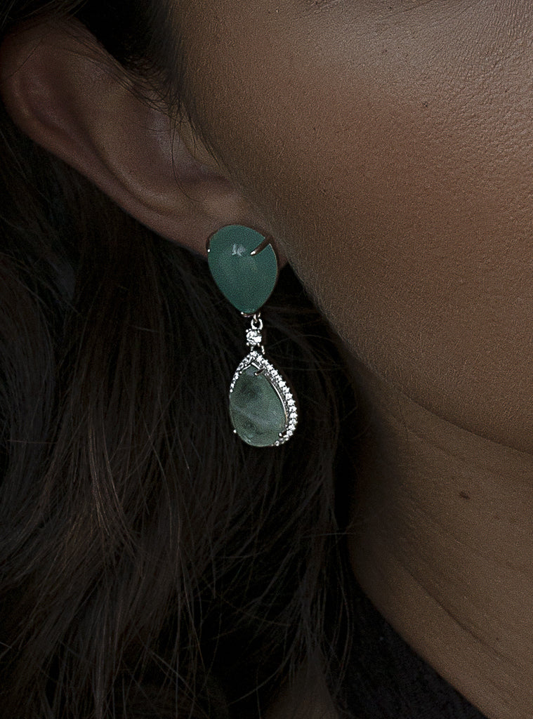 Pendientes lágrima turquesa de plata con circonitas