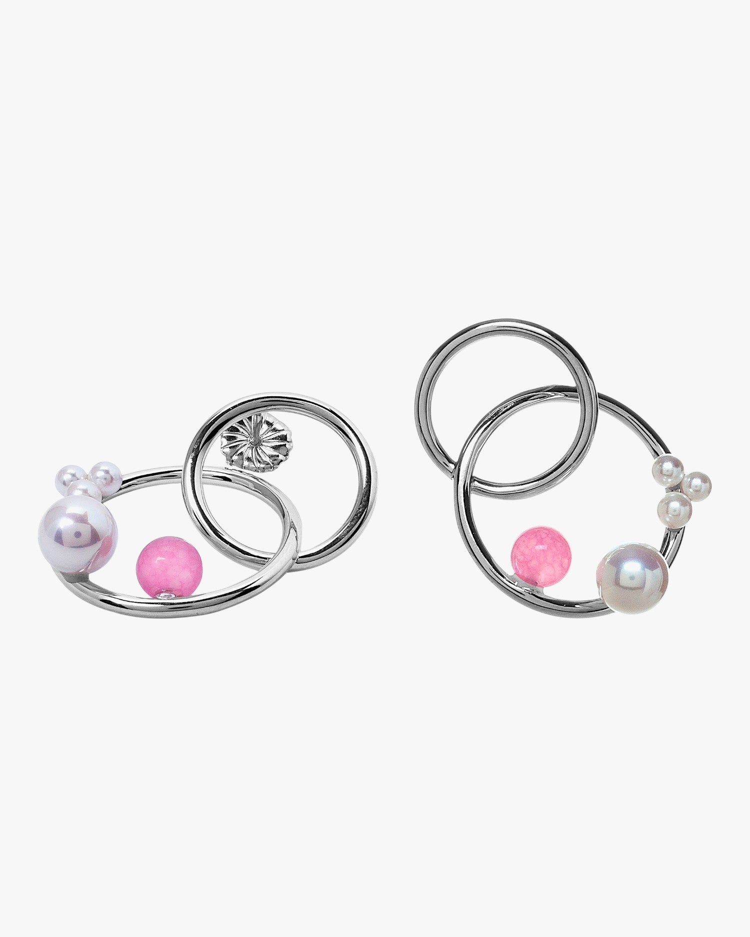 Pendientes espiral de plata con perlas y piedra rosa
