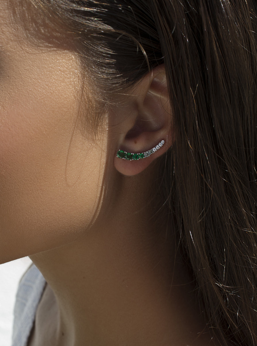Pendientes trepadores de plata con circonitas verdes degradadas