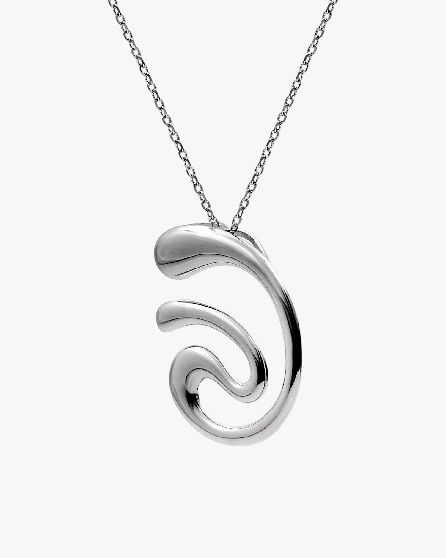 Collar original de plata con diseño de espiral