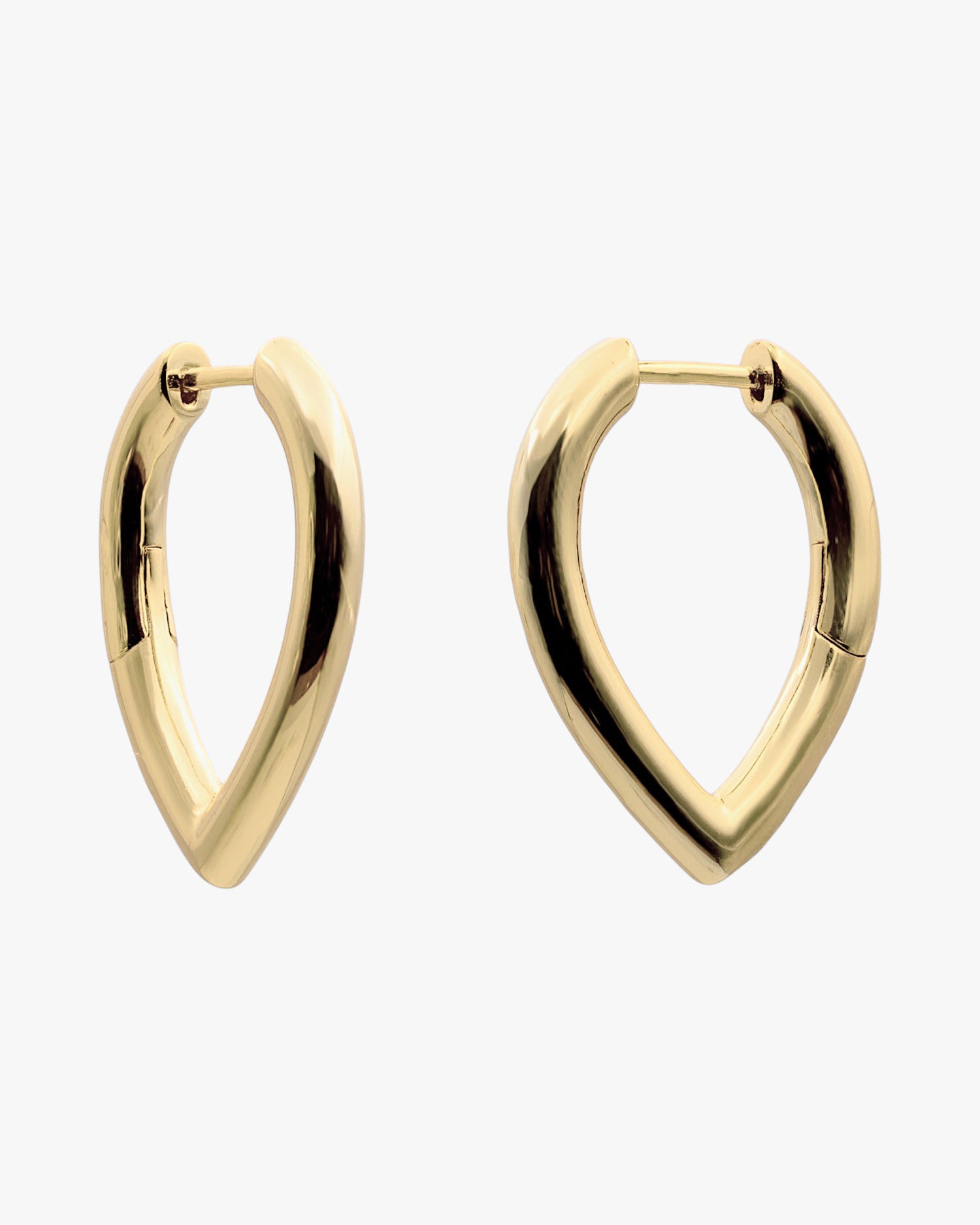 Gold-plated silver drop earrings with minimalist elegance