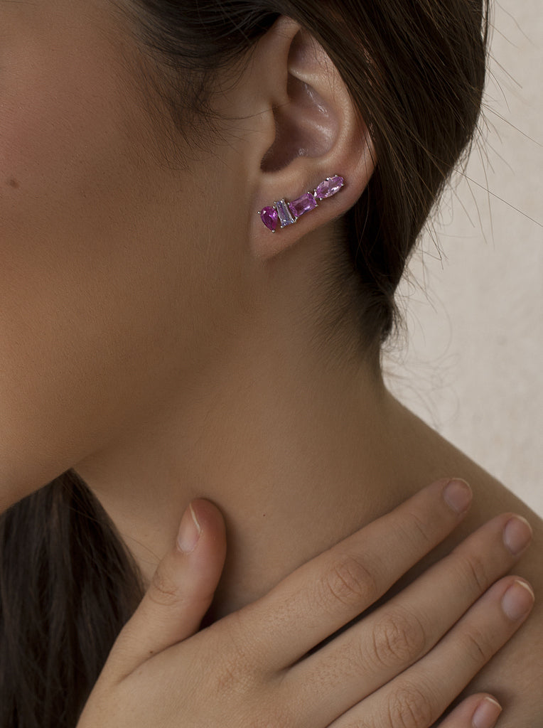Pendientes trepadores de plata con piedras rosas y lilas