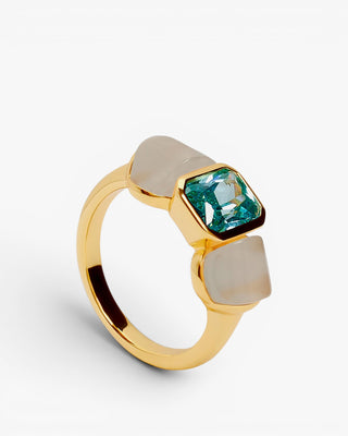 Anillo de plata dorado con piedra turquesa y ópalo