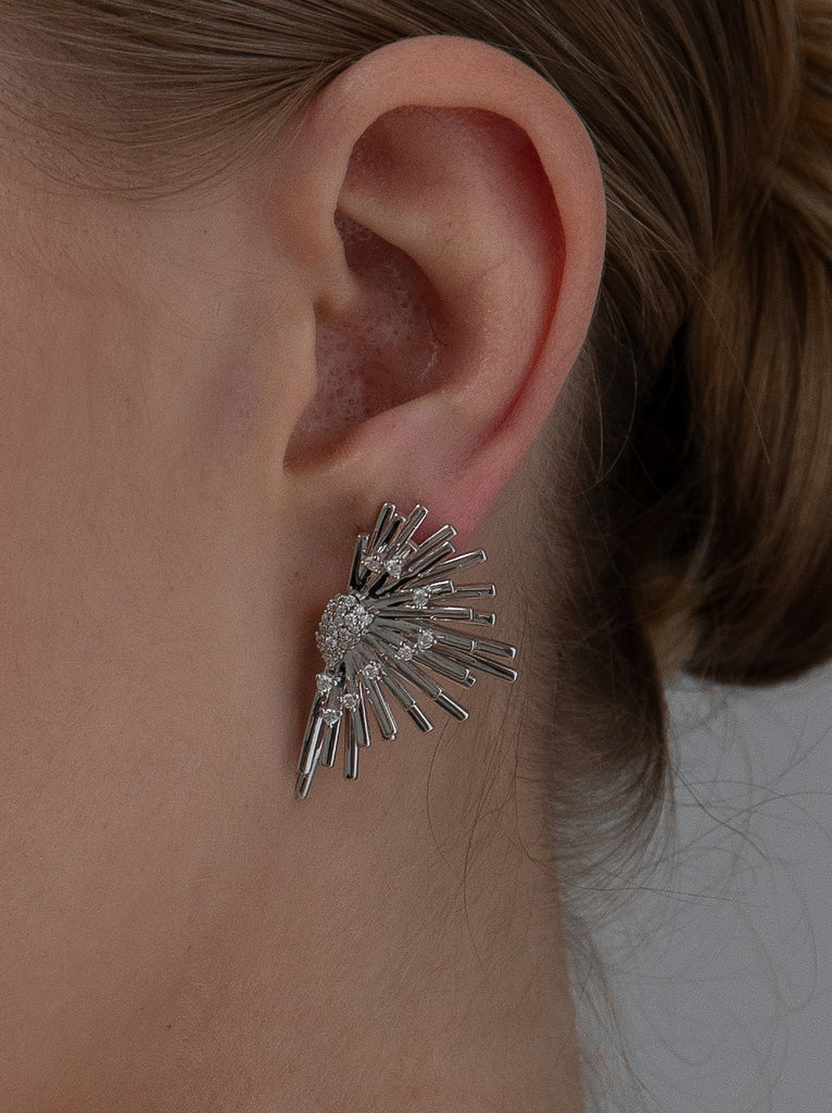 Pendientes originales de plata con circonitas diseño abanico