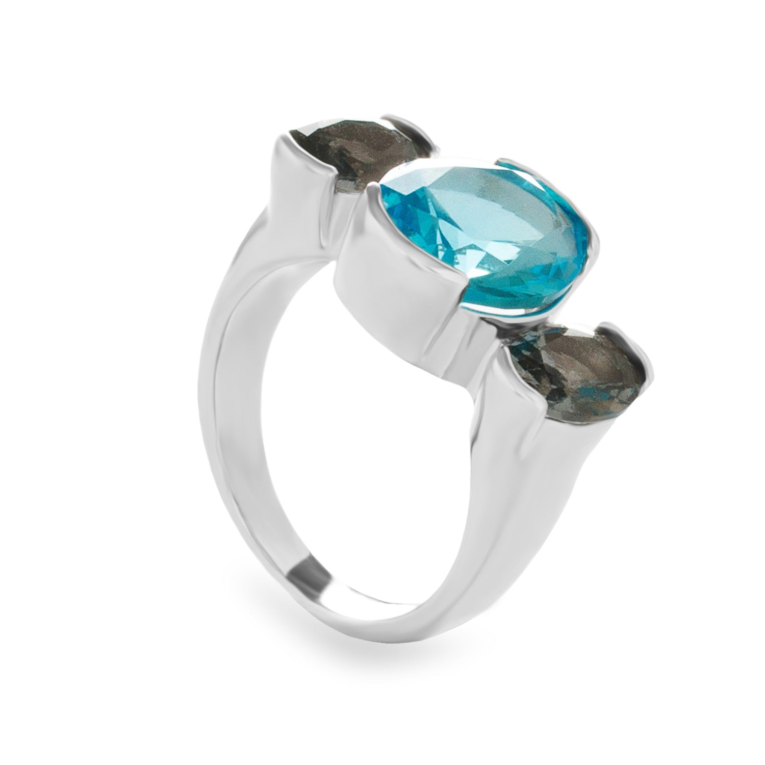 Anillo de plata con piedra aguamarina y detalles gris humo